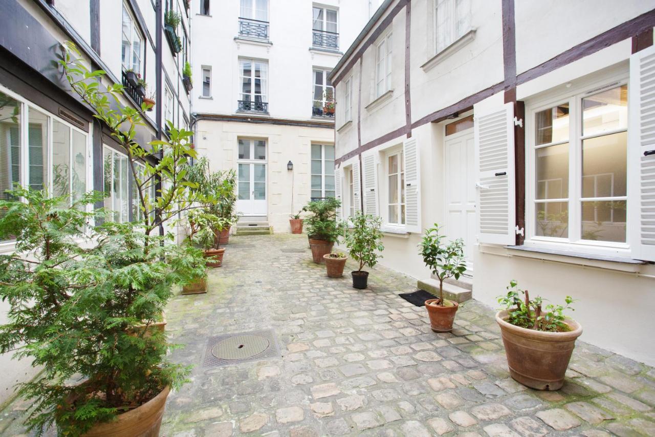 Apartment Le Marais By Studio Prestige パリ エクステリア 写真