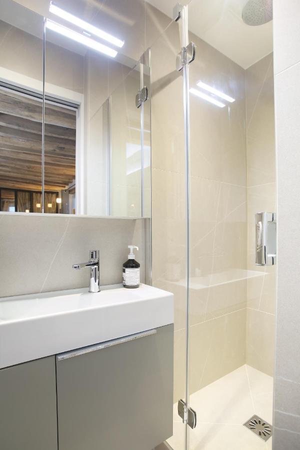 Apartment Le Marais By Studio Prestige パリ エクステリア 写真