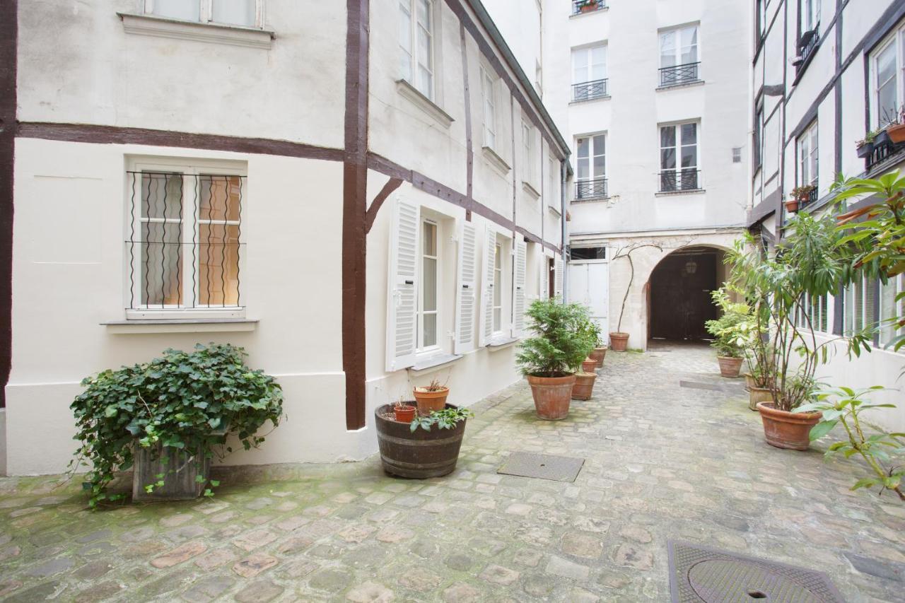 Apartment Le Marais By Studio Prestige パリ エクステリア 写真